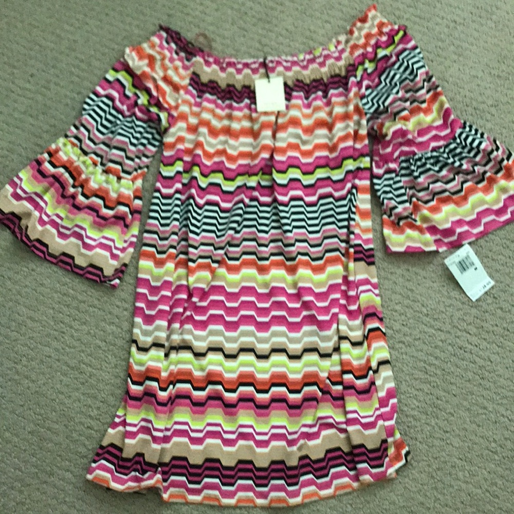 Trina Turk NWT off the shoulder dress
